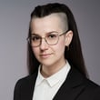 Ema Mendusic Skugor
